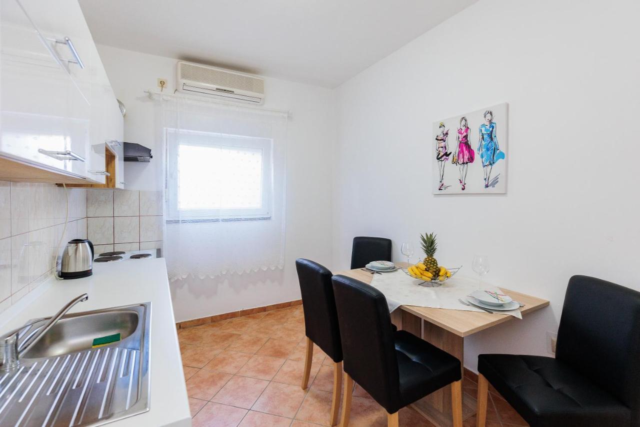 Apartman Toni Zadar Bagian luar foto