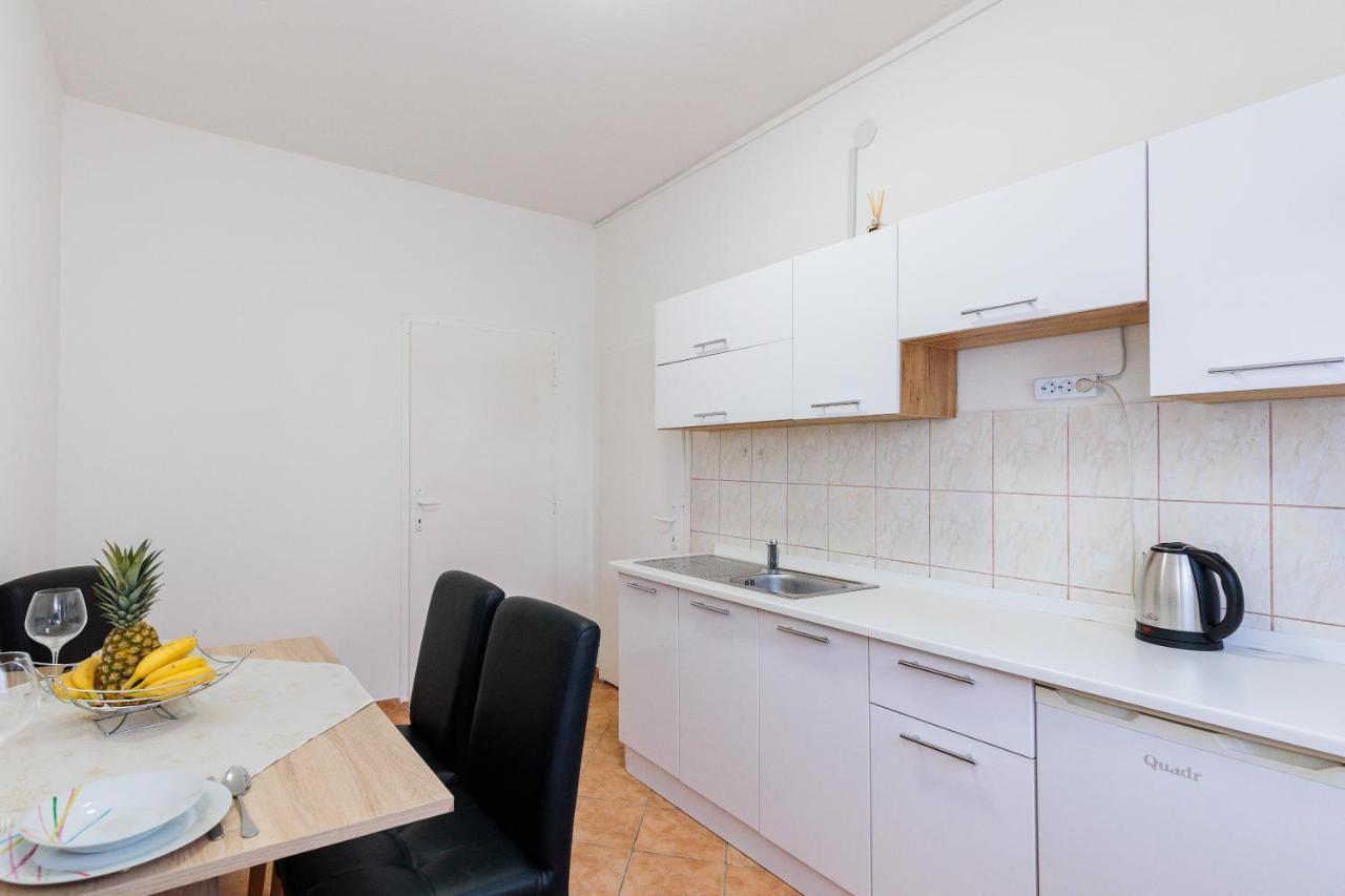 Apartman Toni Zadar Bagian luar foto