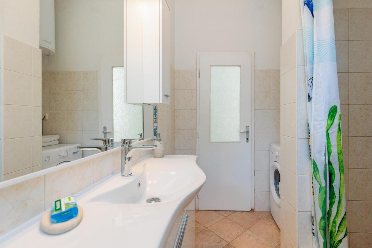 Apartman Toni Zadar Bagian luar foto