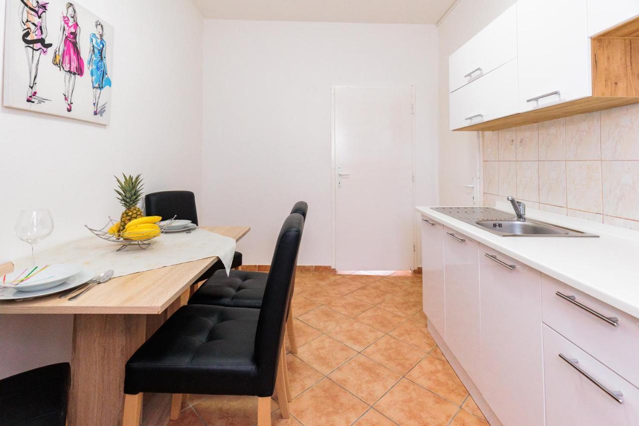 Apartman Toni Zadar Bagian luar foto