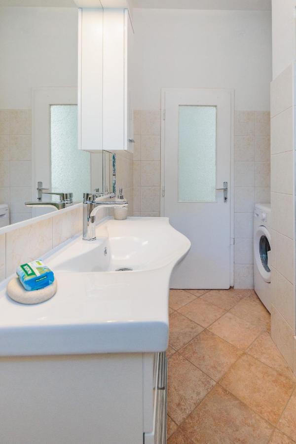 Apartman Toni Zadar Bagian luar foto